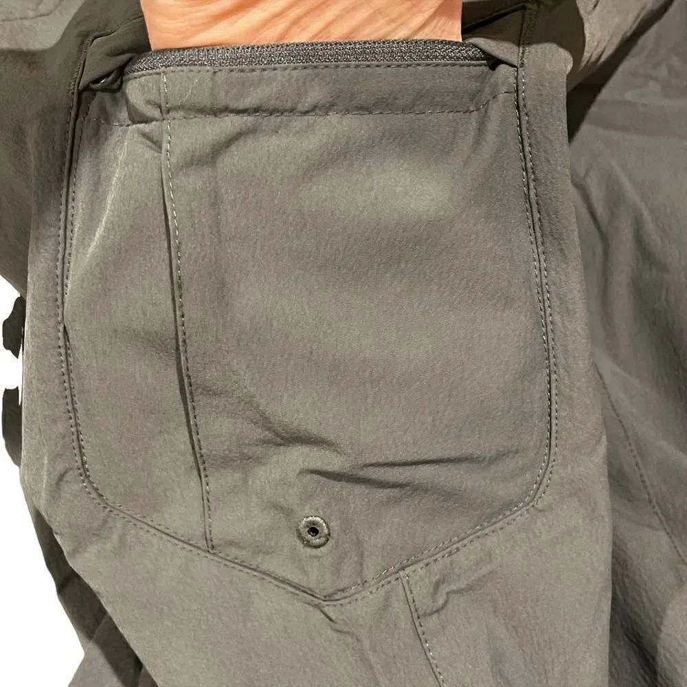 Mountain Hardwear Gray Switchback Zip Off Venturing Hiking Pants Women’s 4/32 - Picture 7 of 12